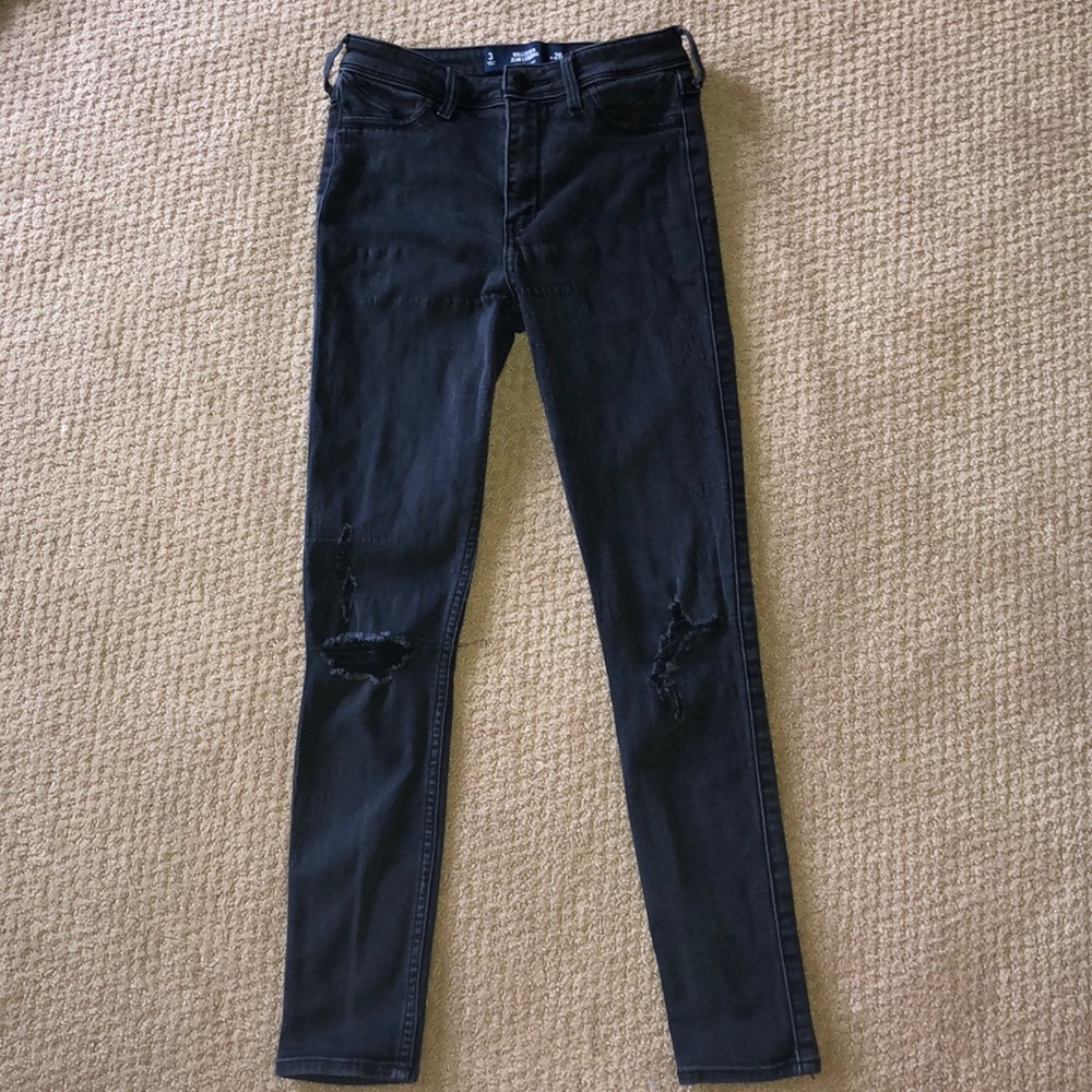 black ripped jeggings!
